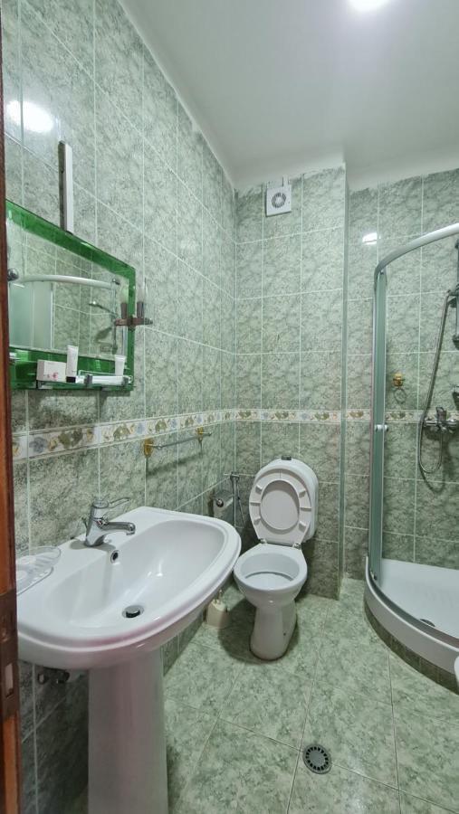 Heming-Way Hotel Durrës Kültér fotó